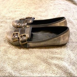 Women’s OTBT ballet slippers Size 7